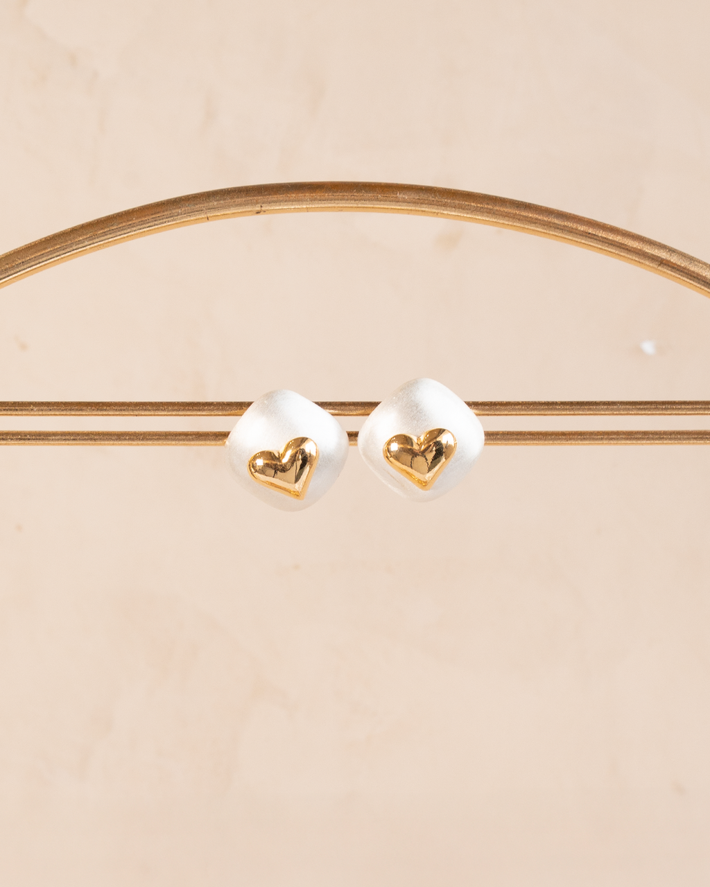 Aretes Perla Corazón