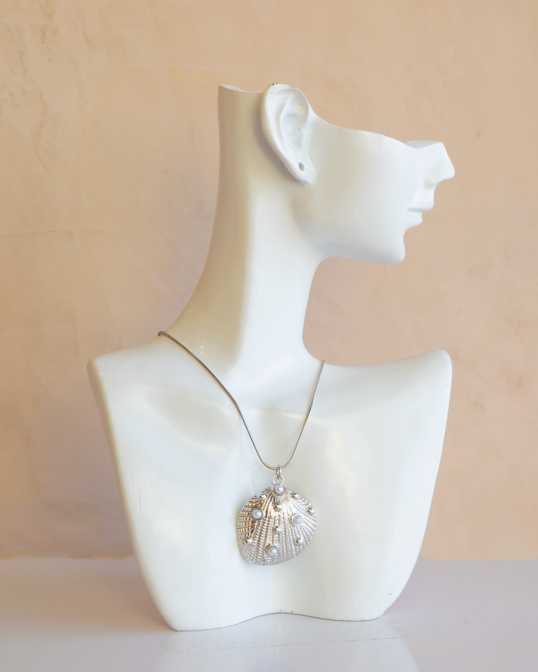 Collar Concha Aperlada