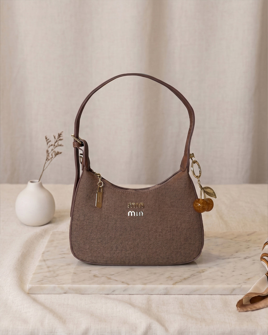 Cartera Charm