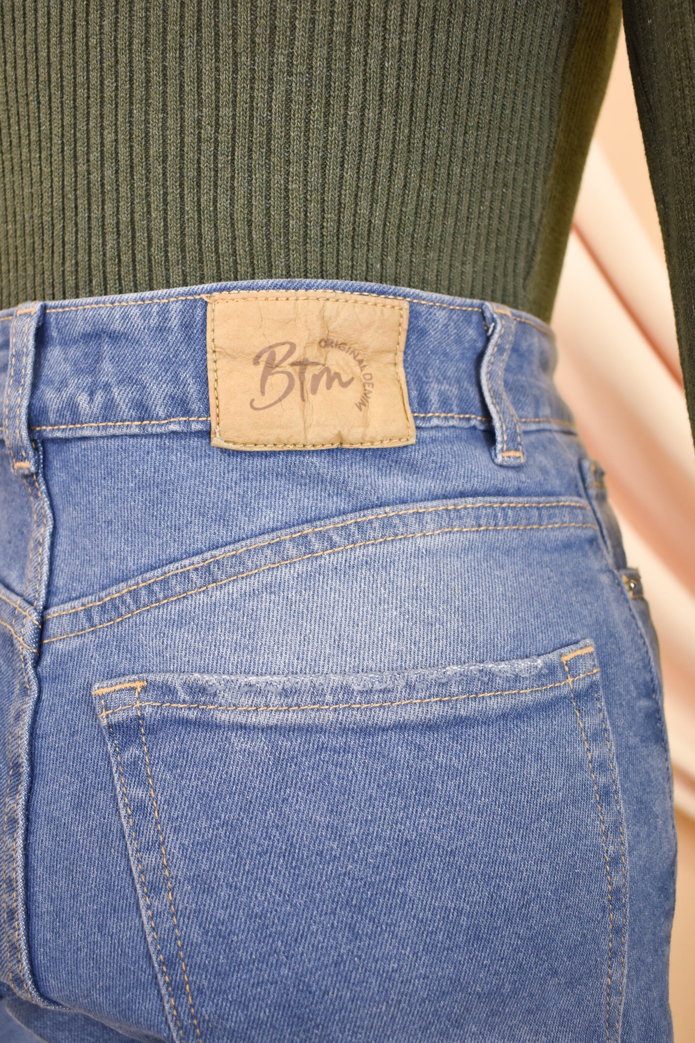 Pantalón jean Eco Skinny Rasgado